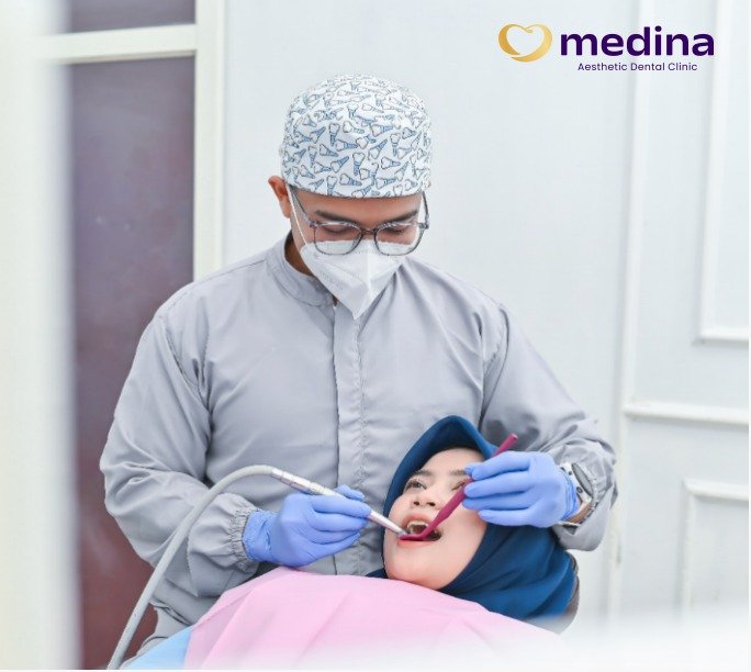 SCALING GIGI JEPARA - MEDINA DENTAL CLINIC