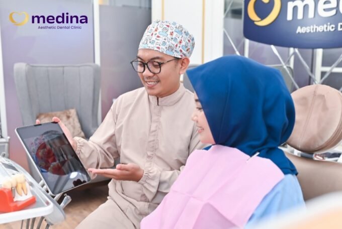 APAKAH IMPLAN GIGI BISA DIPAKAI SEUMUR HIDUP?